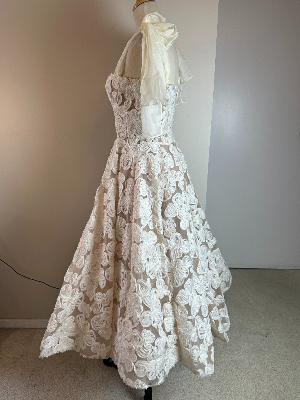 Bronx and Banco Sabrina Bridal Floral Lace Midi Dress XS NWOT White - Picture 8 of 11